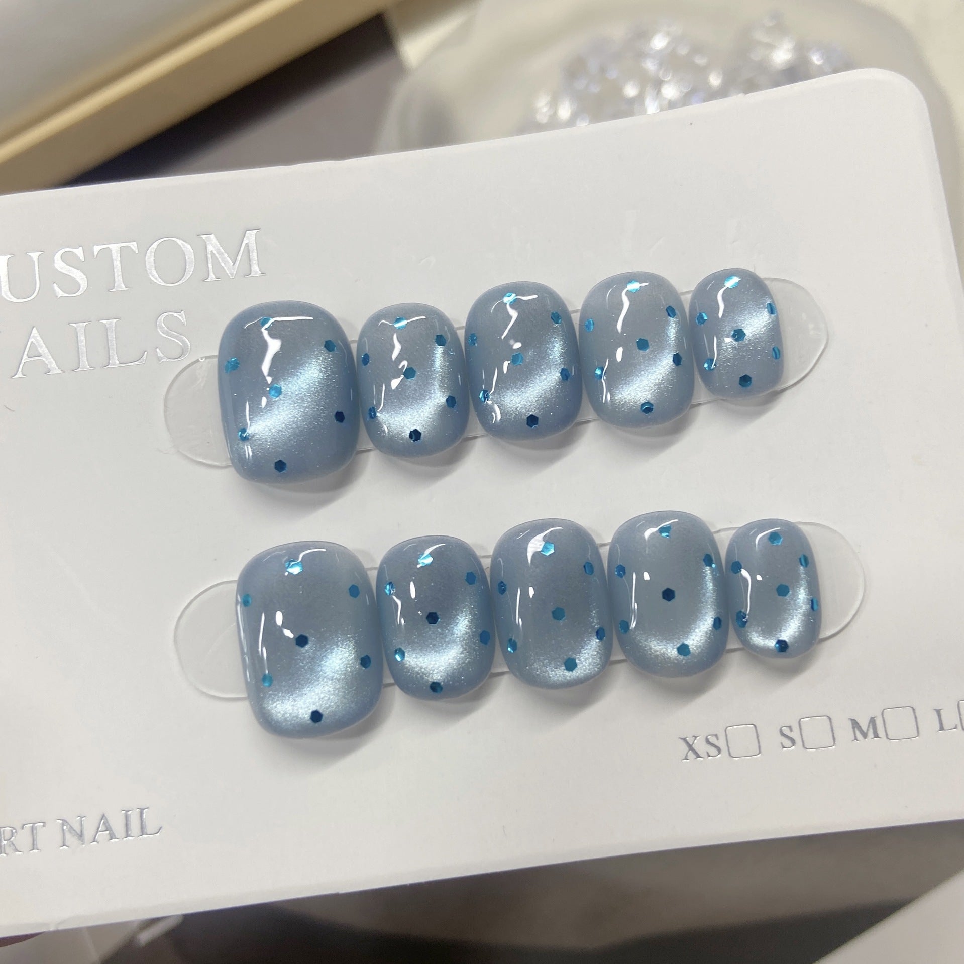 Sea Dots Magnetic Press on nails