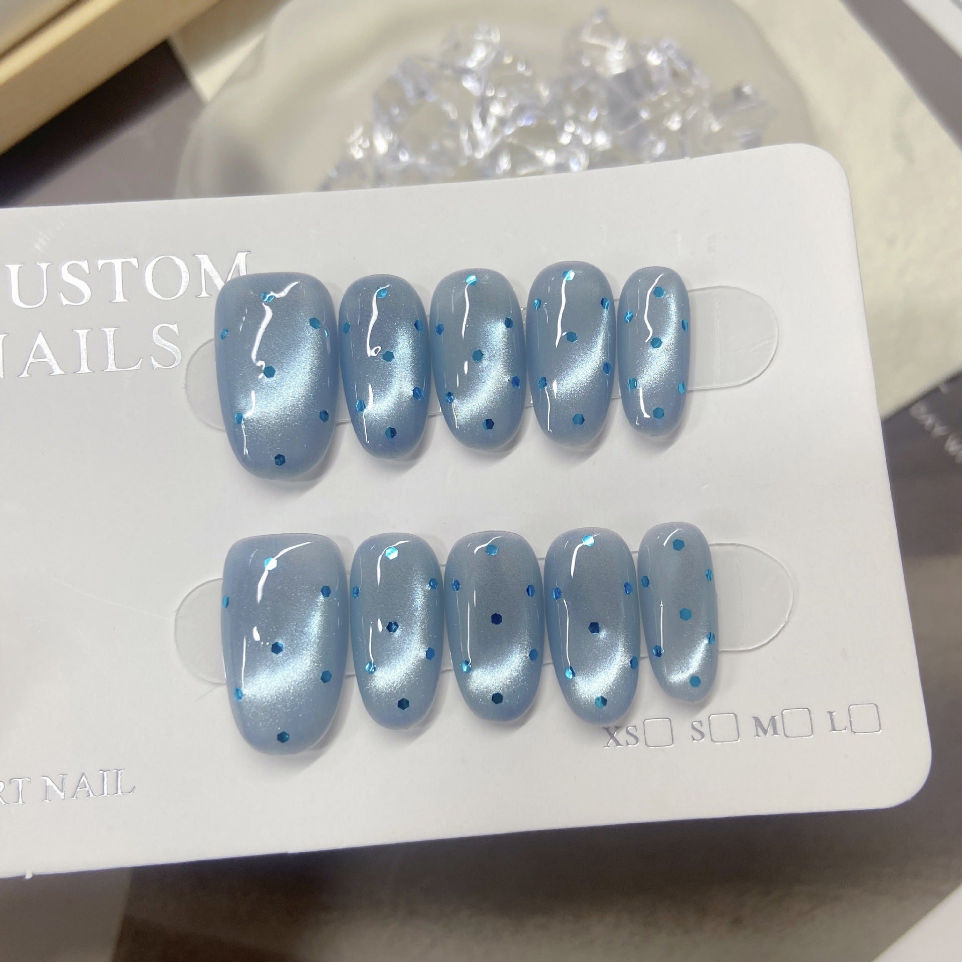 Sea Dots Magnetic Press on nails